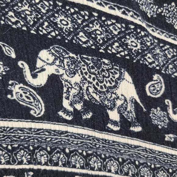 Forever 21 + Elephant Cardigan Wrap 2X Kimono - Picture 4 of 6